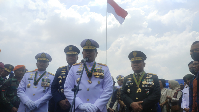 VIVA Militer: Panglima TNI Yudo Margono bersama Kepala Staf TNI