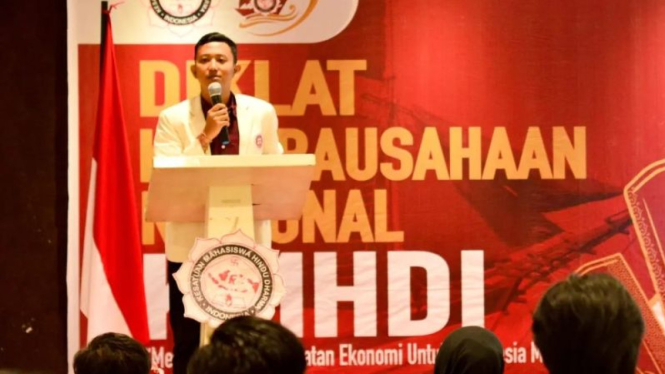 KMHDI Kasih Ide ke Jokowi, Garis Khatulistiwa jadi Gerbang Indonesi Timur Menuju IKN