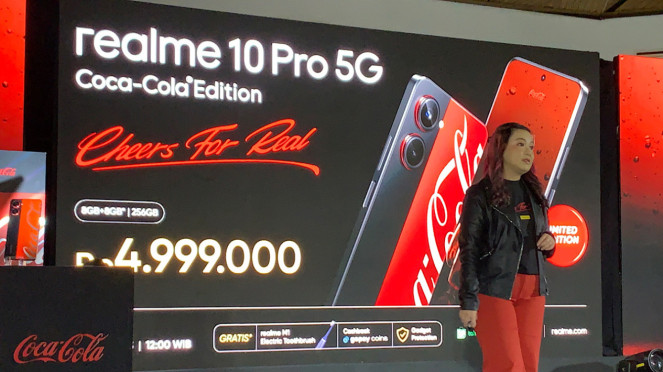 Perilisan Realme 10 Pro 5G Coca-Cola Edition.