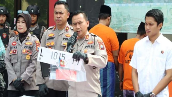 Kapolres Bangkalan AKBP Wiwit Ari Wibisono merilis tragedi pilkades berdarah.