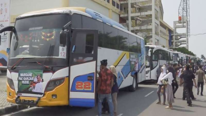 Ganjar Pranowo mengadakan mudik gratis dari Medan ke Jawa Tengah