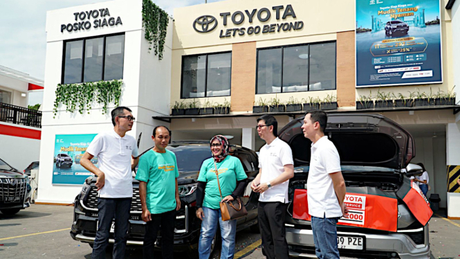 VIVA Otomotif: Posko Siaga Toyota