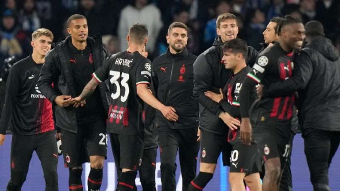 Pemain AC Milan rayakan keberhasilan lolos ke semifinal Liga Champions