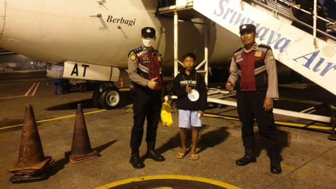 Viral bocah terlantar di Bandara Soetta