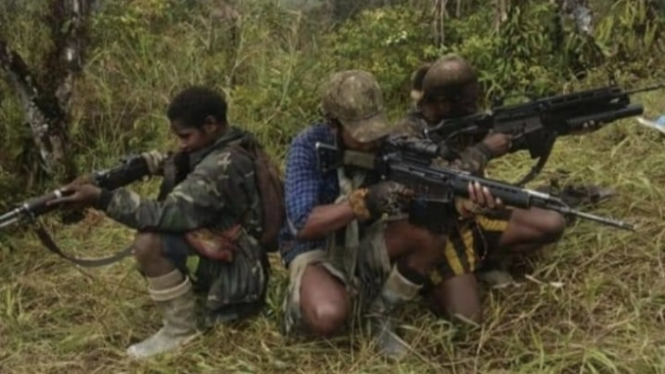 VIVA Militer: Pemberontak OPM ajarkan anak-anak Papua pegang senjata
