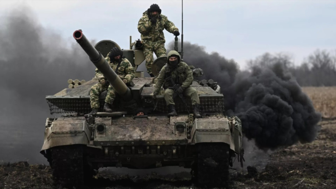 VIVA Militer: Awak Tank T-90M Angkatan Bersenjata Federasi Rusia (VSRF)