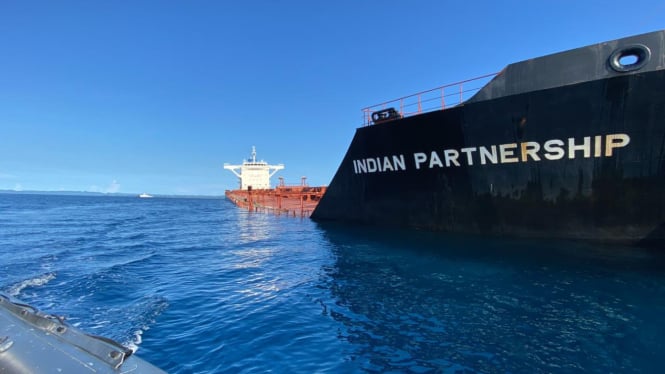 VIVA Militer: Kapal MV Indian Partnership alami kebocoran di ALKI III