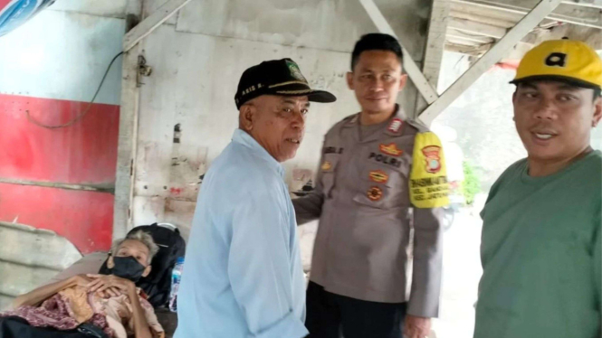 Pria Lumpuh Paruh Baya Mengaku Dibuang Anak Kandung di Pinggir Jalan Tangerang