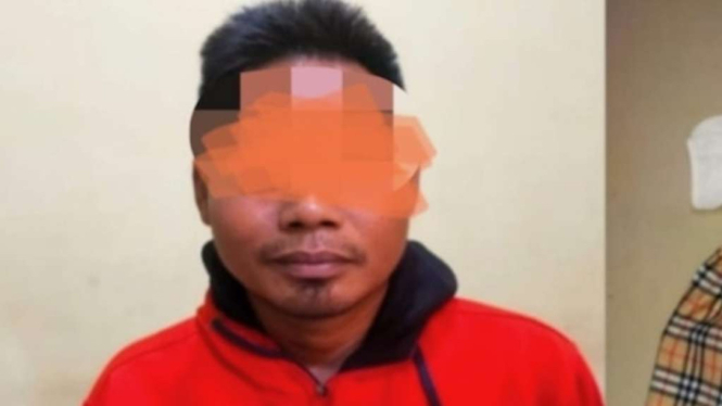 IS (34), warga Desa Muara Sungai, Kecamatan Tanah Abang, Kabupaten Penukal Abab Lematang Ilir (PALI), Sumatera Selatan, ditangkap polisi atas dugaan kasus tindak pidana pencabulan anak di bawah umur.