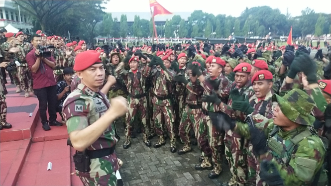 VIVA Militer: Danjen Kopassus Mayjen TNI Deddy Suryadi 