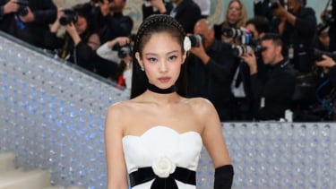 Jennie BLACKPINK di Met Gala 2023 