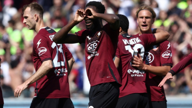 Penyerang Salernitana, Boulaye Dia