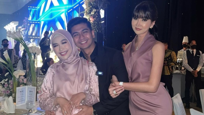 Ria Ricis, Teuku Ryan dan Lucinta Luna. 