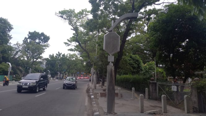 Proyek gagal lampu pocong di Kota Medan.