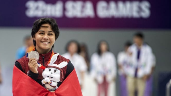Atlet loncat indah putri Indonesia Gladies Lariesa Garina di SEA Games 2023