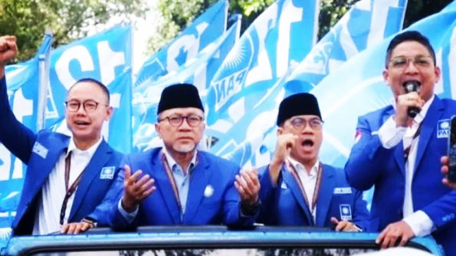Zulkifli Hasan Pimpin Langsung Pendaftaran Bacaleg PAN ke KPU