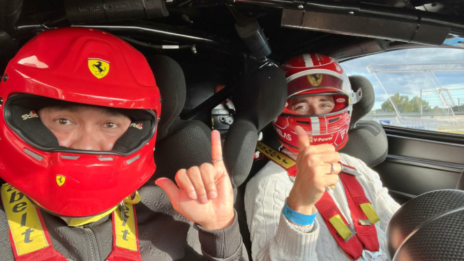 VIVA Otomotif: Ahmad Sahroni dan pembalap F1 Charles Leclerc