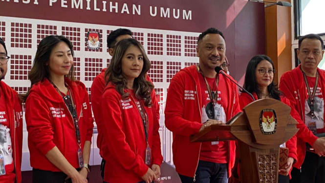 Daftarkan Caleg PSI pada Pemilu 2024, Giring Datang ke KPU Bawa Pasukan