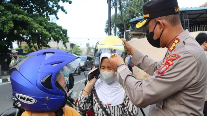 Polres Metro Tangerang Kota kembali melakukan tilang manual mulai hari ini