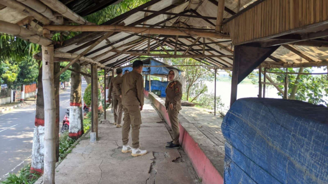 Satpol PP ke Lokasi Muda-Mudi Berbuat Mesum Seperti di Video Viral, di Mojokerto