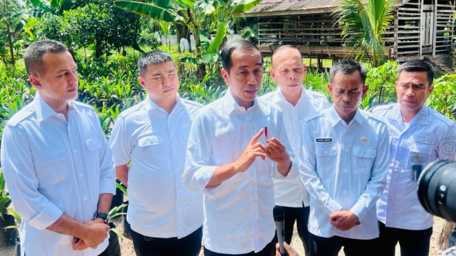 President Jokowi at the North Labuhanbatu, North Sumatra Province
