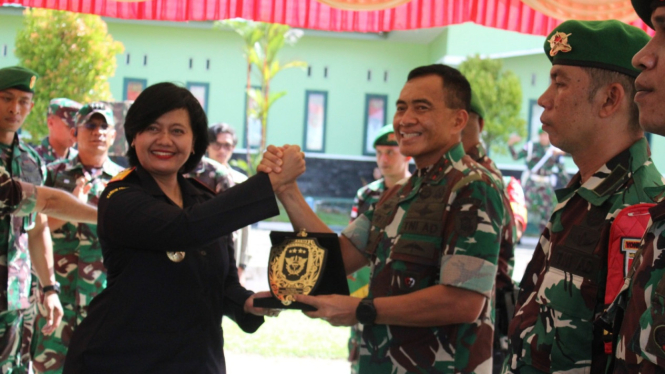 Bea Cukai lakukan kunjungan kerja ke Markas TNI