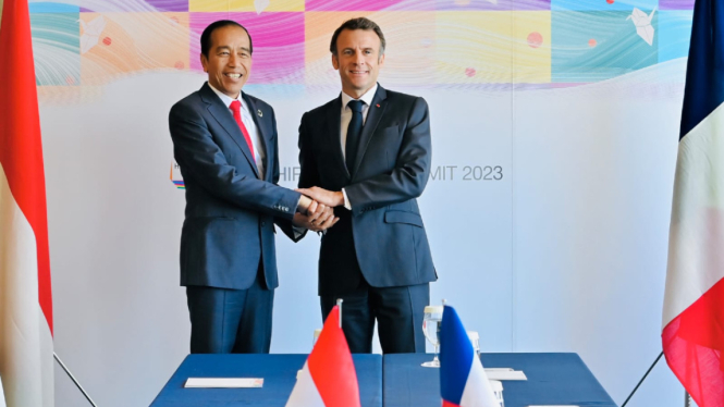 Presiden Joko Widodo menggelar pertemuan bilateral dengan Presiden Prancis, Emmanuel Macron.