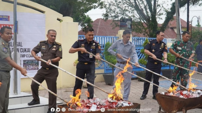 Bea Cukai musnahkan rokok ilegal