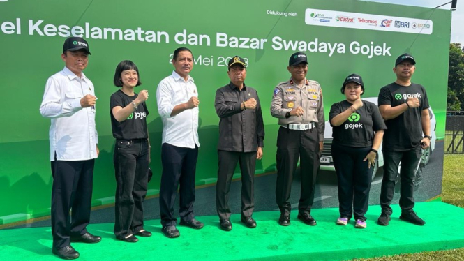 Program keselamatan berlalu lintas yang dihadiri ratusan sopir (driver) ojol