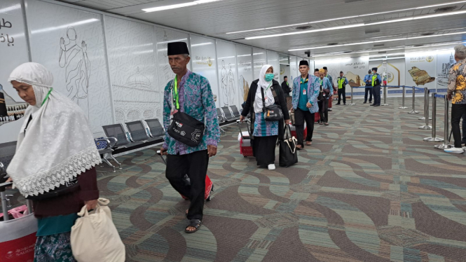 Calon jemaah haji Indonesia di Bandara Soetta