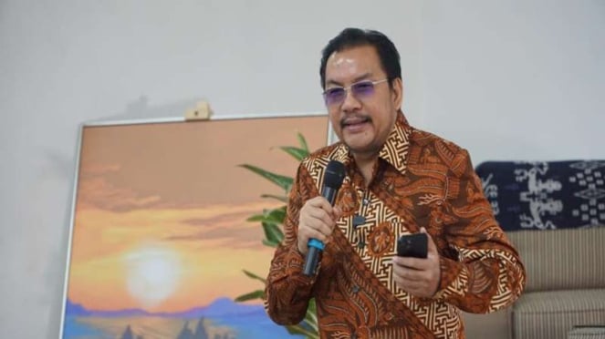 Denny J.A, fundador del Círculo de Investigación de Indonesia (LSI)