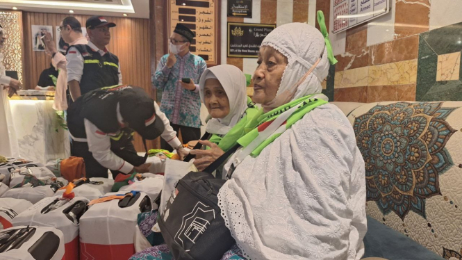 Nenek Embun, jemaah haji berusia 75 tahun asal Pondok Labu, Jakarta Selatan