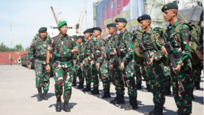 VIVA Militer: Pangdam IM Mayjen TNI Novy Helmi sambut Satgas Pamtas RI-PNG