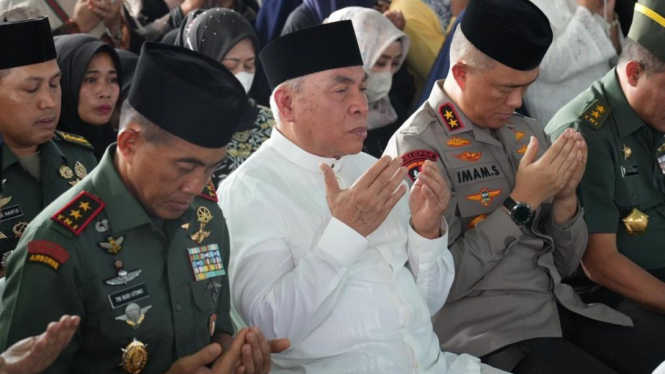 Gubernur Kalimantan Timur, Dr H Isran Noor