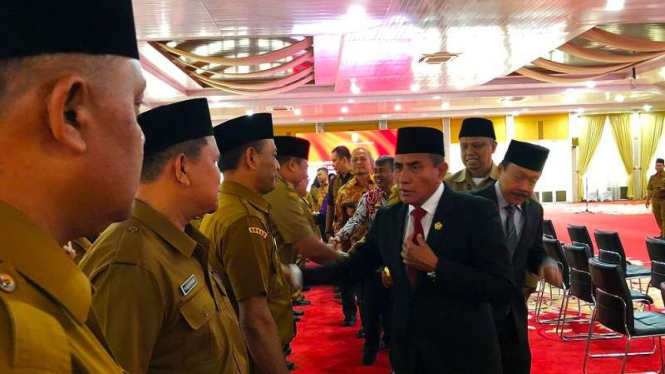 Gubernur Sumut Edy Rahyamadi melantik 64 pejabat di lingkungan Pemprov Sumut