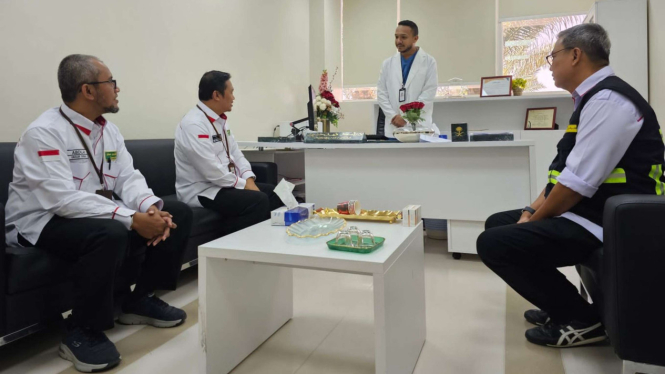 Tim Kantor Kesehatan Haji Indonesia (KKHI) Madinah 