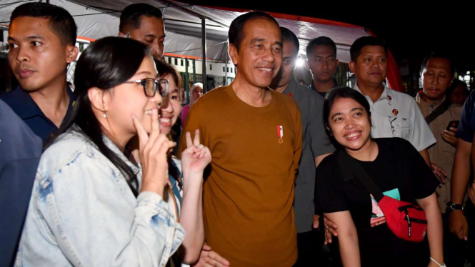 Presiden Jokowi di Bakmi Jawa Pak Lele Yogyakarta