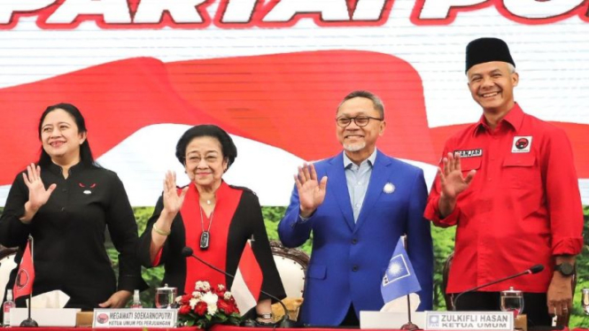 Ketum PAN Zulkifli Hasan bertemu dengan Ketum DPP PDIP Megawati Soekarnoputri.