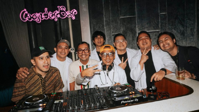 Dj Osvaldo Nugroho Ramaikan Anniversary Pertama Embassy Club Jakarta 4984