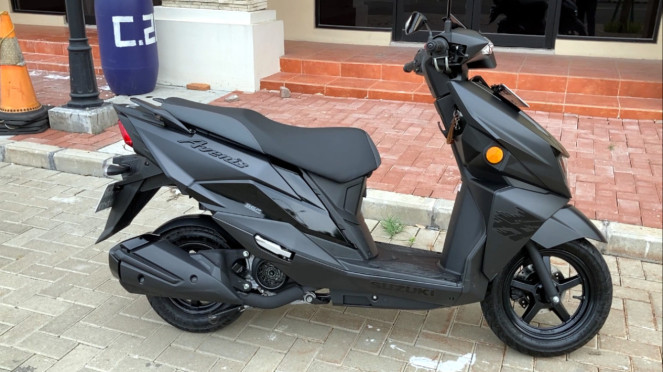 Viva Automotive: Suzuki Avisen 125