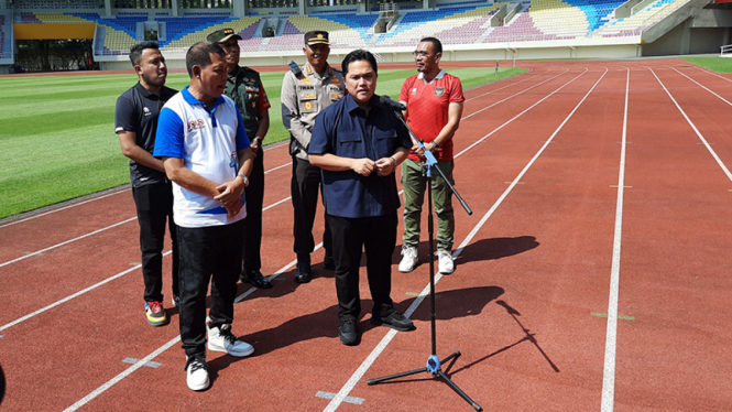 Ketua Umum PSSI, Erick Thohir di Stadion Manahan Solo