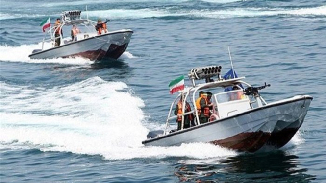 VIVA Militer: Kapal perang militer Iran