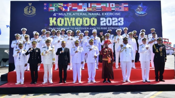 VIVA Militer: Angkatan Laut 36 negara gelar latihan MNEK 2023 di Makassar