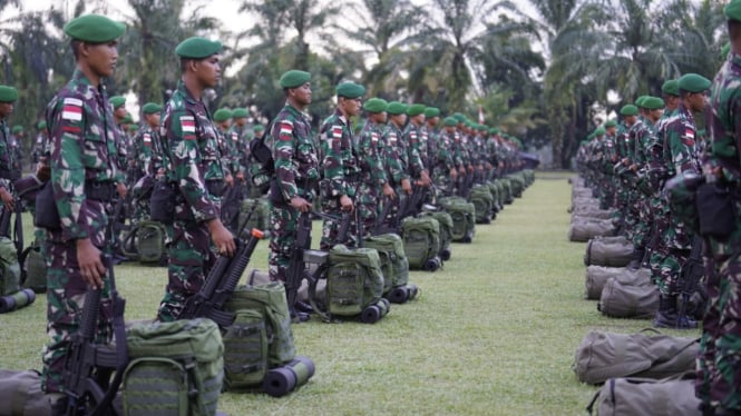 VIVA Militer: Prajurit Yonif 122 /Tombak Sakti siap diberangkatkan ke Papua 