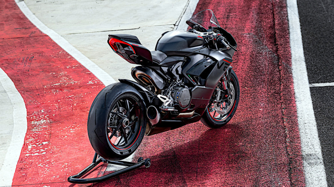 VIVA Otomotif: Ducati Panigale V2 Black