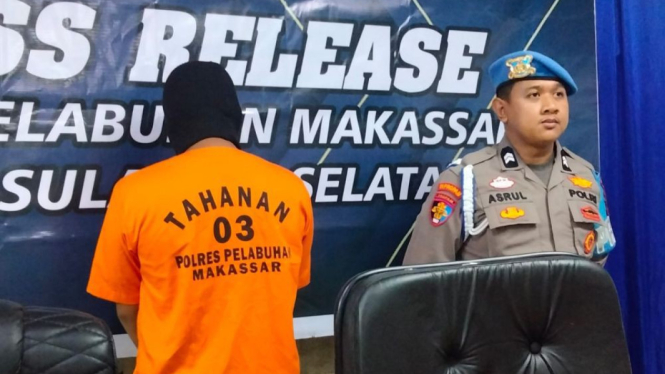 Polisi merilis kasus pembakaran tiga mobil di Makassar oleh preman
