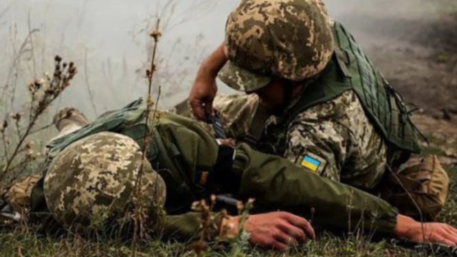 VIVA Militer: Mayat tentara Ukraina korban perang melawan pasukan Rusia