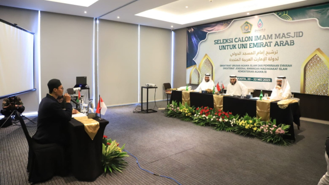 Seleksi Calon Imam Masjid untuk Uni Emirat Arab