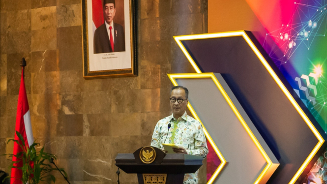 Menteri Perindustrian, Agus Gumiwang Kartasasmita