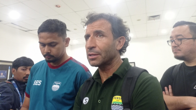 Pelatih Persib, Luis Milla